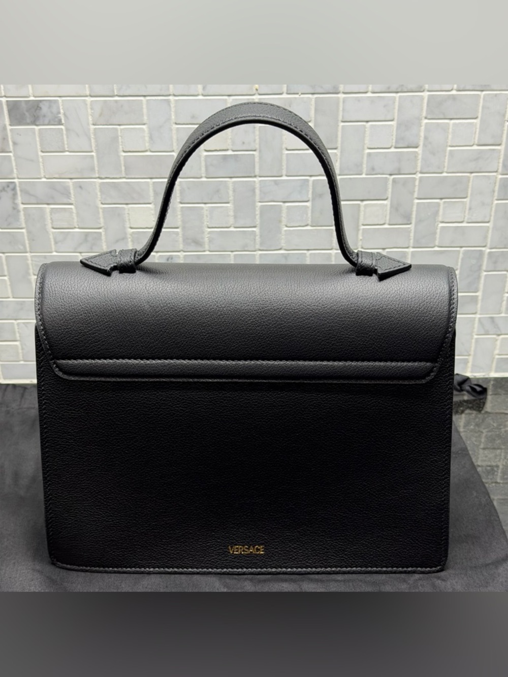 Versace Medium Vitello Leather Medusa Top Handle Bag Black Gold Crossbody Strap - Picture 3 of 15